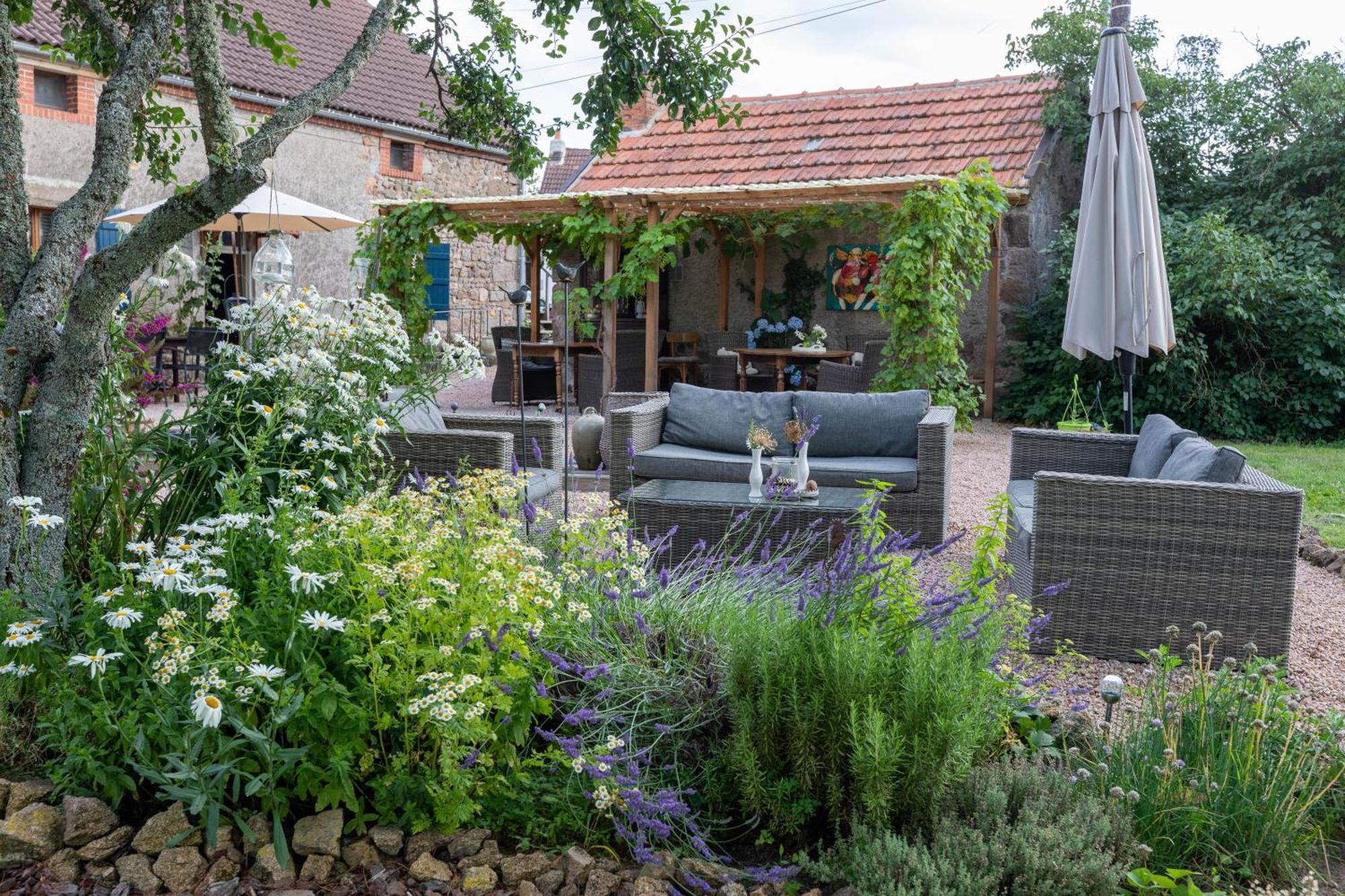 Domaine La Pomme De Pin Bed & Breakfast Louroux-de-Beaune Exterior photo